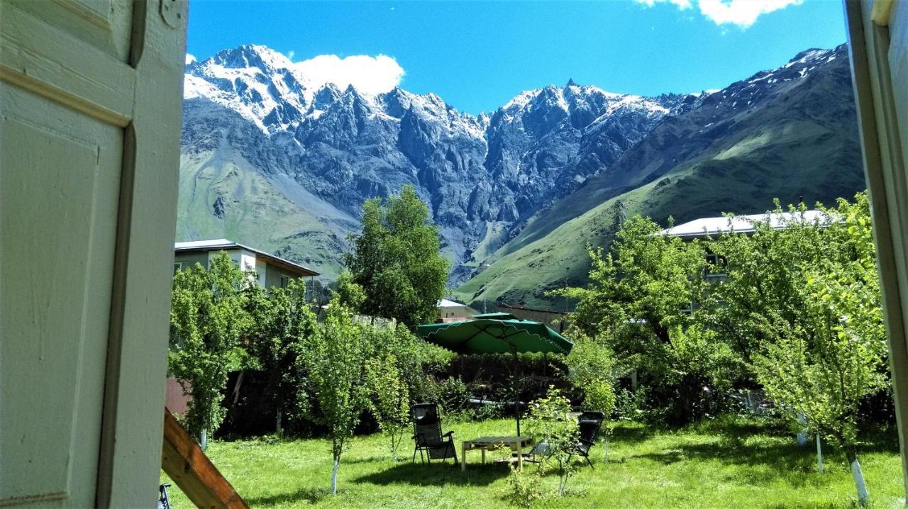 Kazbegi Green Yard Hotell Exteriör bild